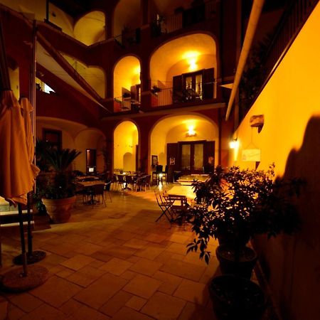 Manouche Affittacamere Osteria Caserta Exterior photo