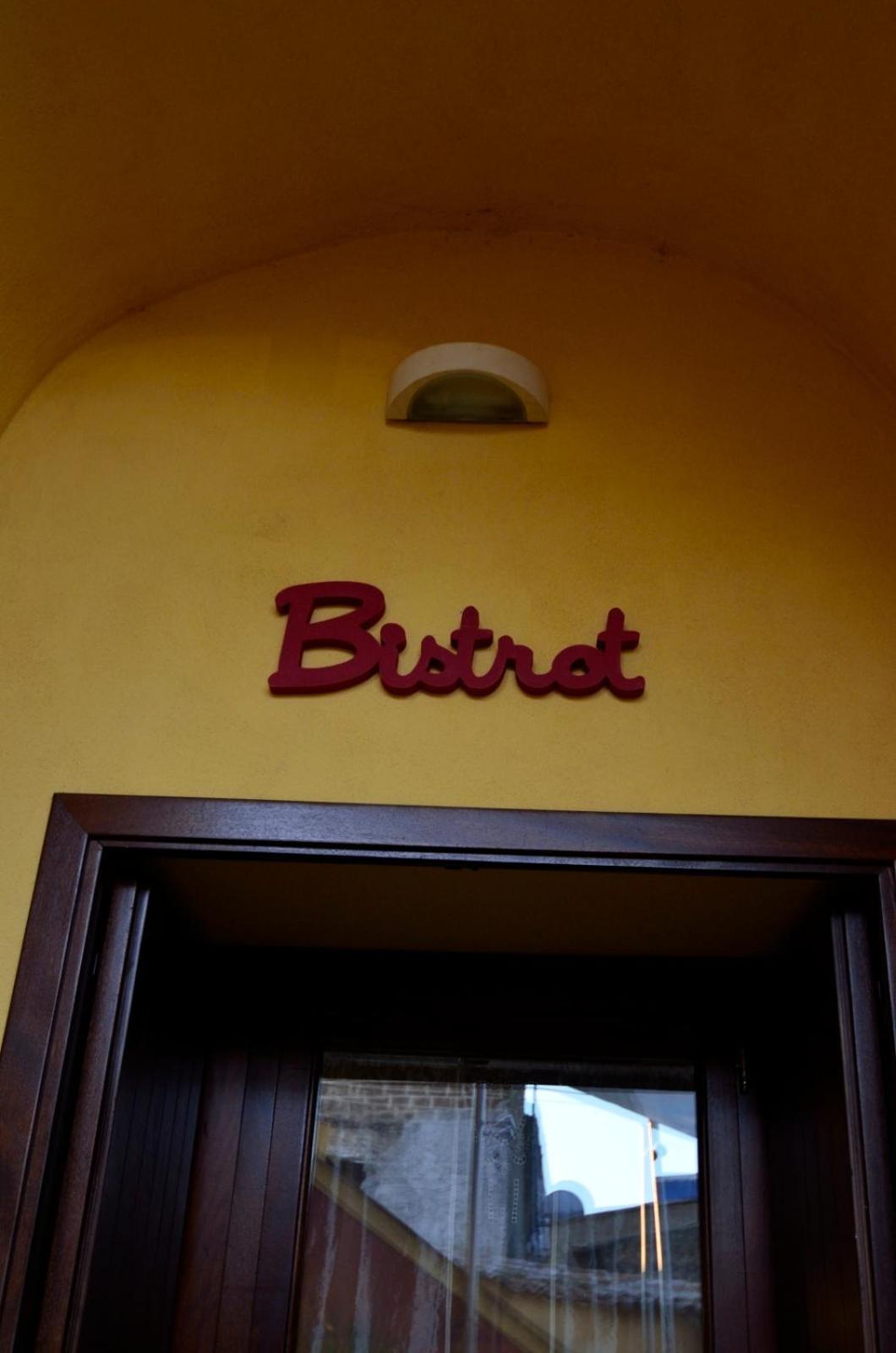 Manouche Affittacamere Osteria Caserta Exterior photo