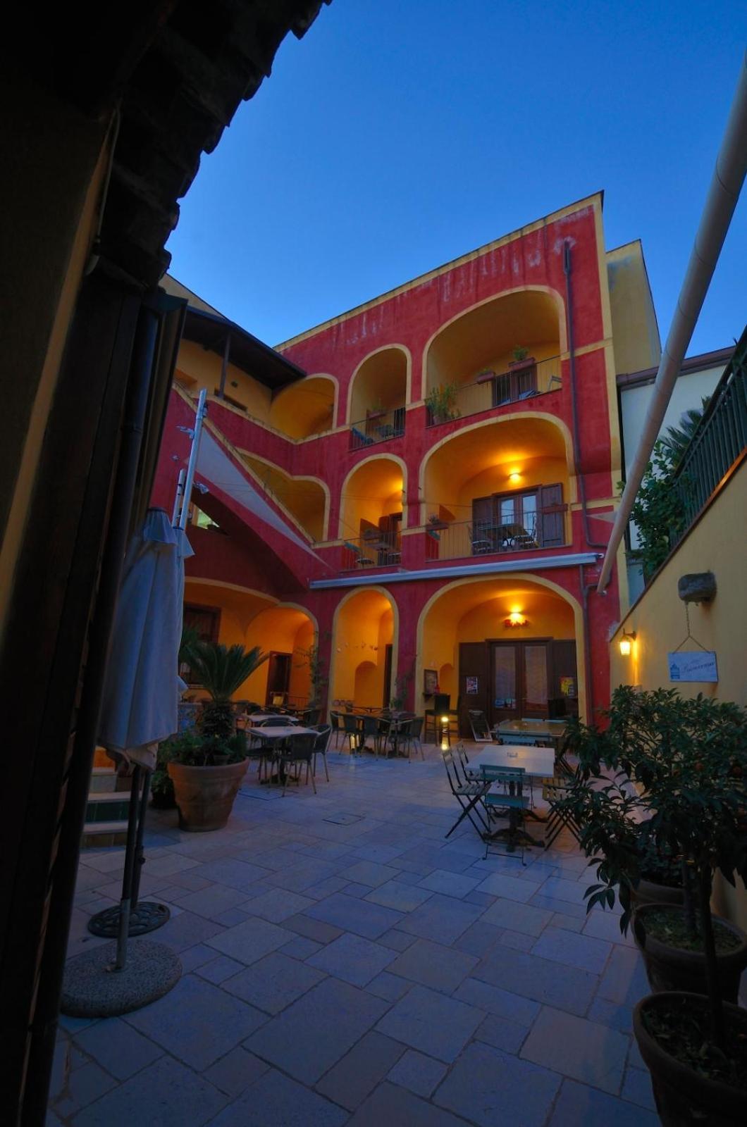 Manouche Affittacamere Osteria Caserta Exterior photo