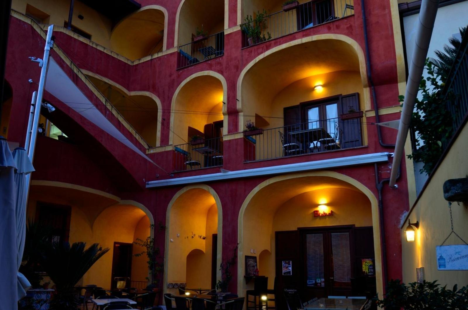 Manouche Affittacamere Osteria Caserta Exterior photo