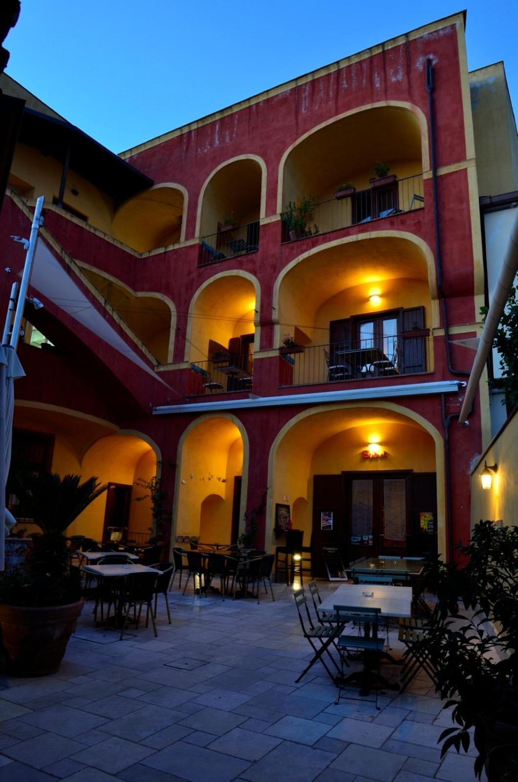Manouche Affittacamere Osteria Caserta Exterior photo